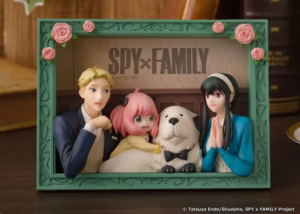 Spy x Family PVC Statue The Forgers 13 cm Produktfoto