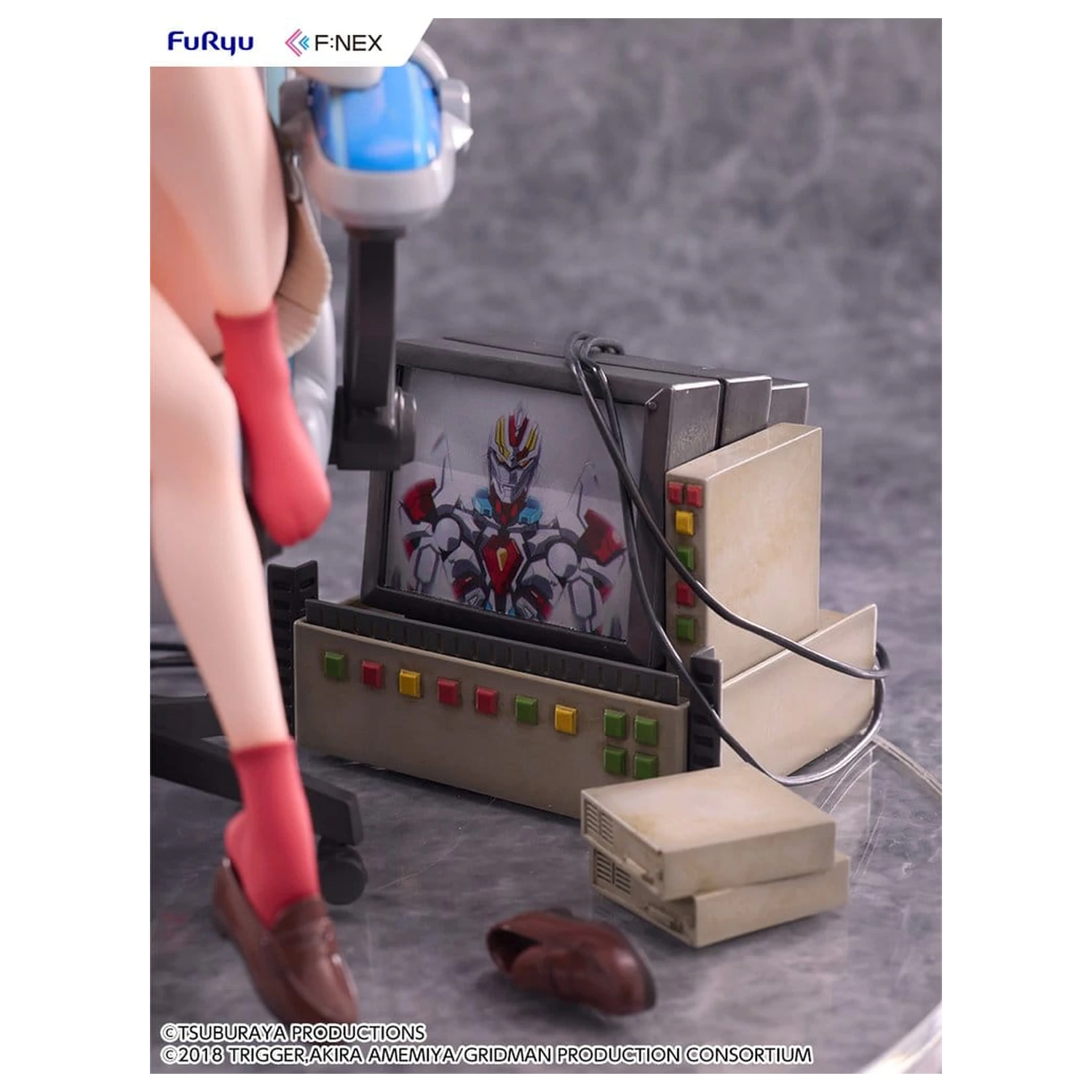 SSSS. Gridman Universe F:NEX PVC Statue Rikka Takarada Gaming Chair Ver. 19 cm Produktfoto