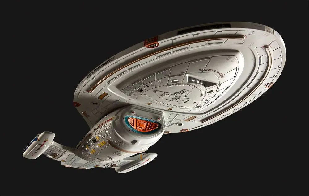 Star Trek Modellbausatz 1/670 U.S.S. Voyager 51 cm Produktfoto