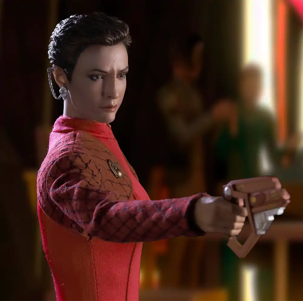 Star Trek: Deep Space Nine Actionfigur 1/6 Kira Nerys 28 cm Produktfoto