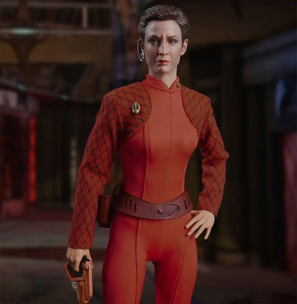 Star Trek: Deep Space Nine Actionfigur 1/6 Kira Nerys 28 cm Produktfoto