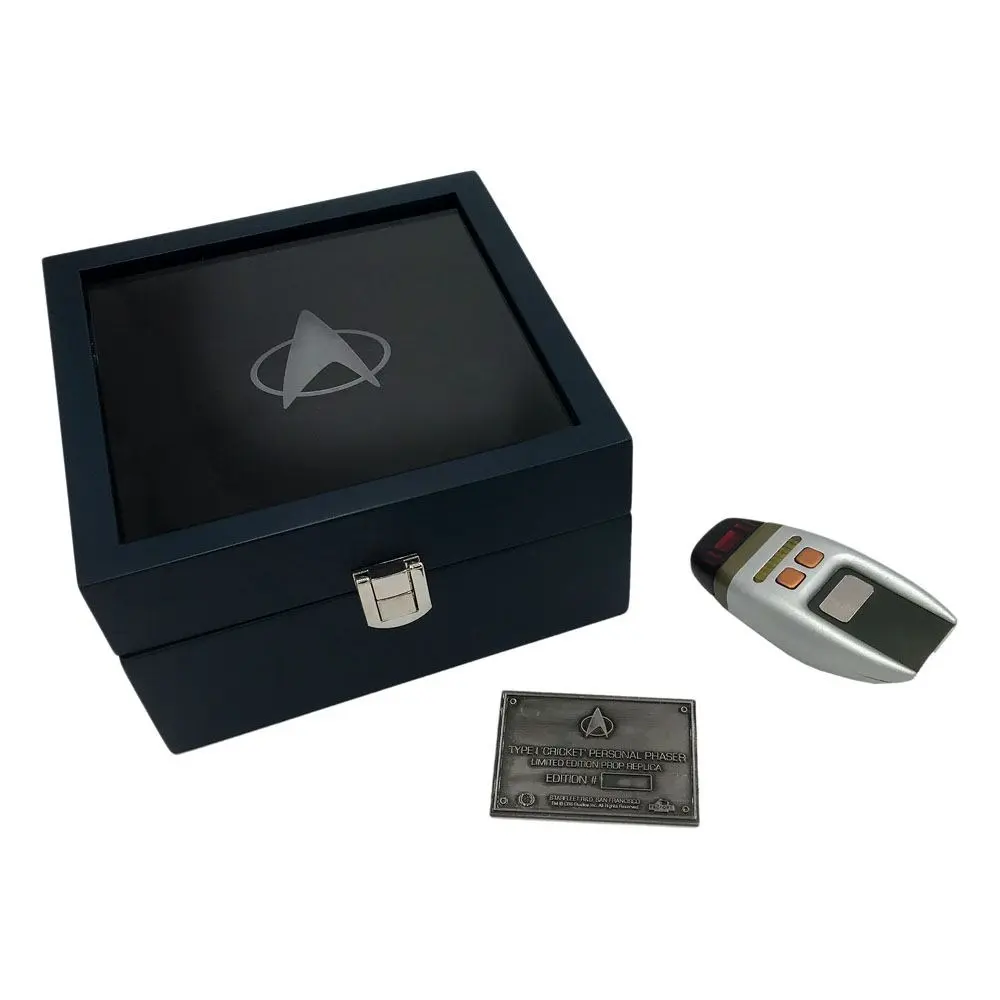Star Trek The Next Generation Replik 1/1 Type-1 Cricket Phaser 17 x 8 cm Produktfoto