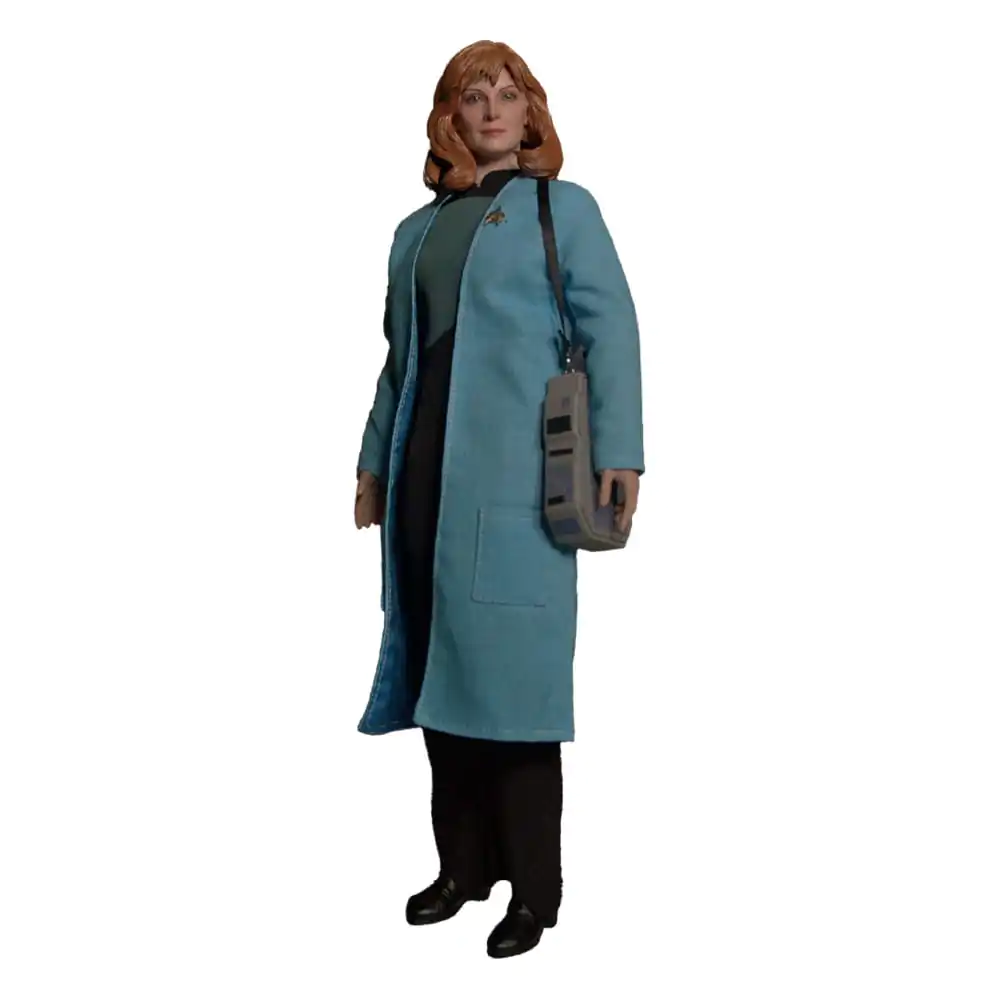 Star Trek: The Next Generation Actionfigur 1/6 Dr. Beverly Crusher (Standard Edition) 27 cm Produktfoto