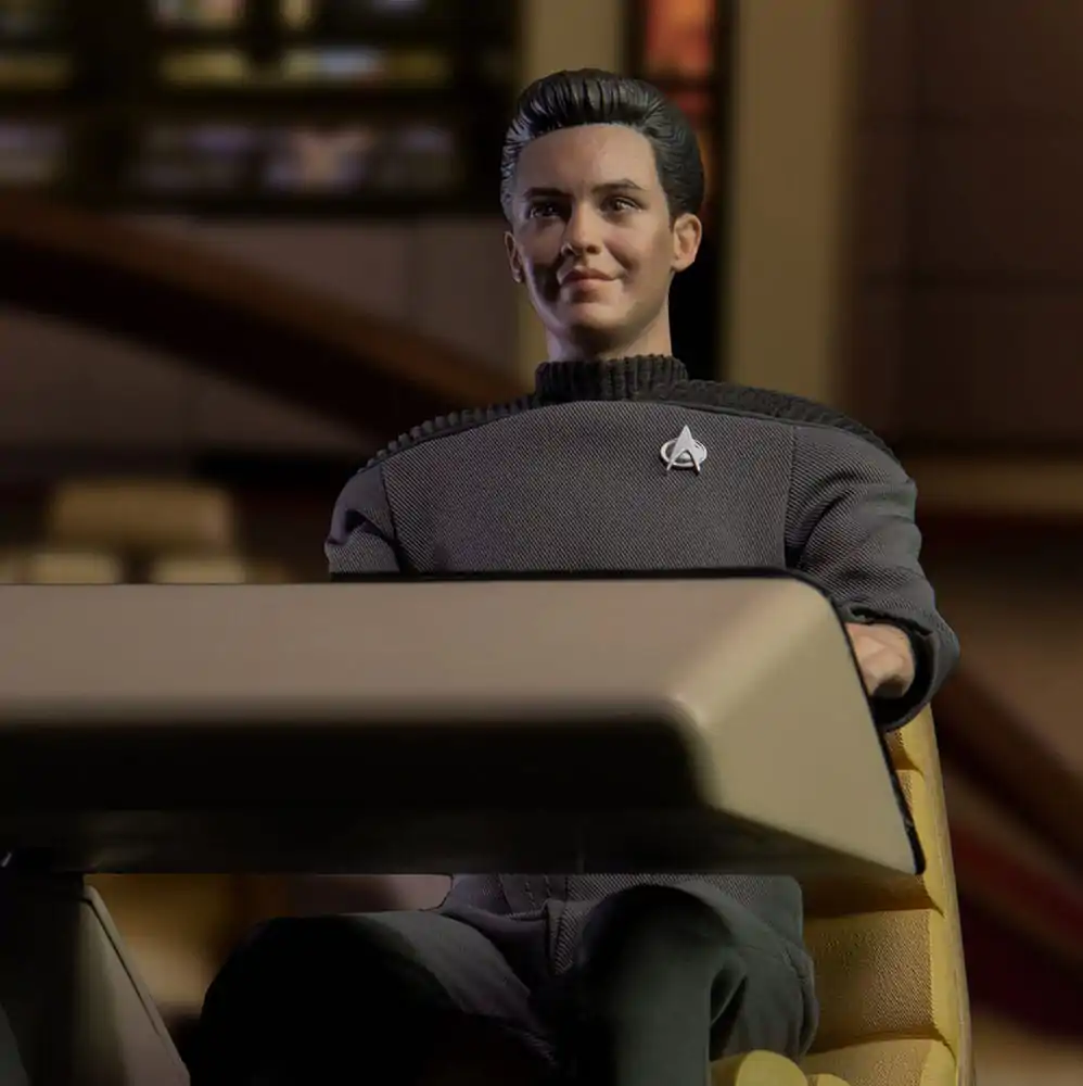 Raumschiff Enterprise - Das nächste Jahrhundert Actionfigur 1/6 Wesley Crusher 30 cm Produktfoto