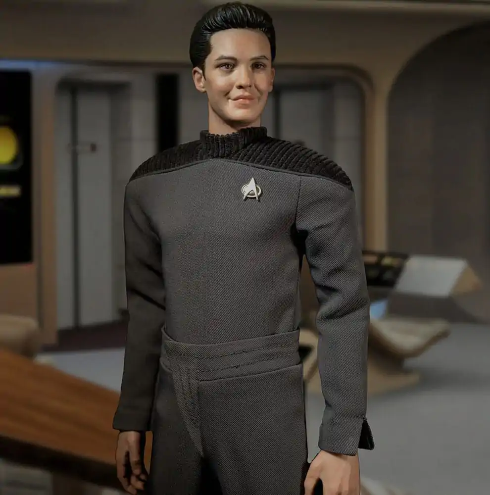 Raumschiff Enterprise - Das nächste Jahrhundert Actionfigur 1/6 Wesley Crusher 30 cm Produktfoto