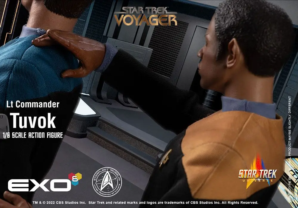 Star Trek: Voyager Actionfigur 1/6 Lt. Commander Tuvok 30 cm Produktfoto