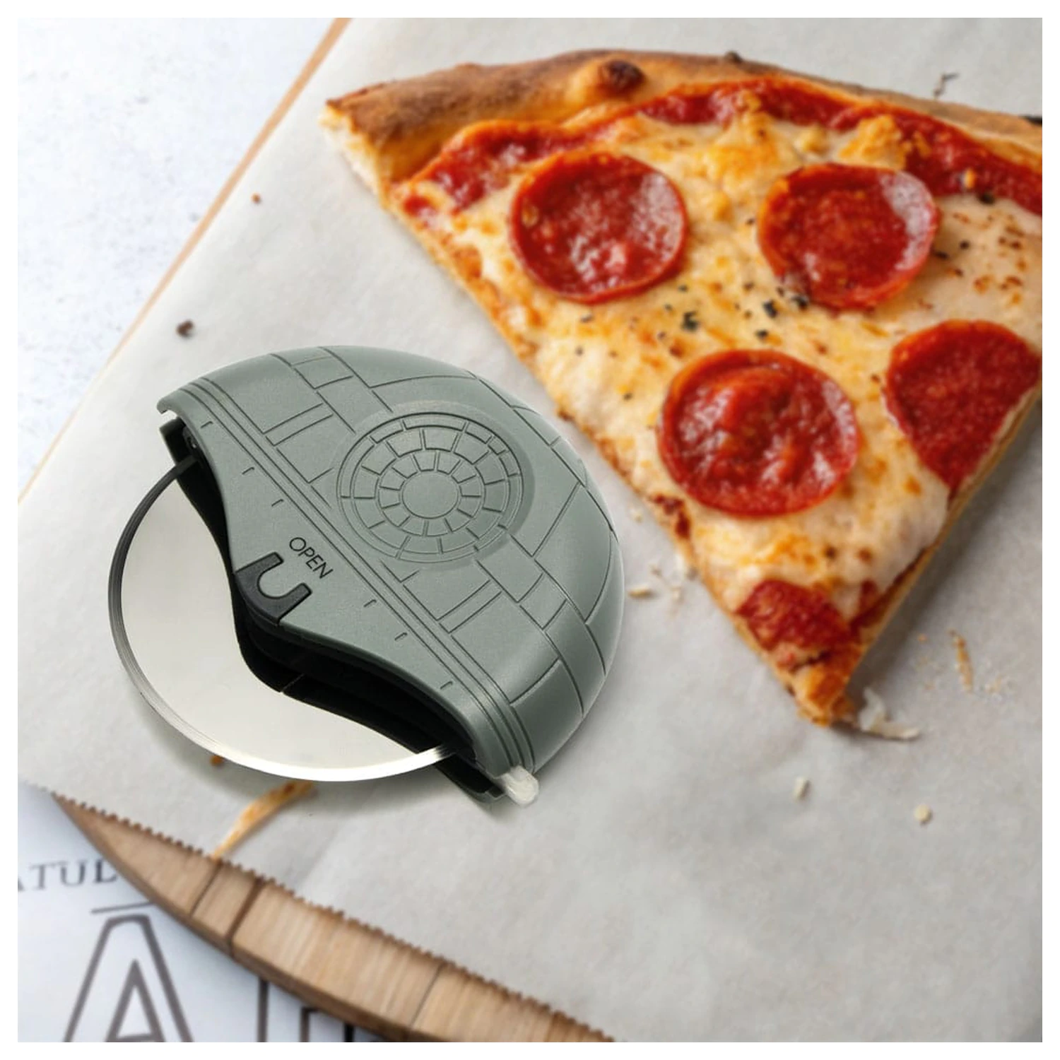 Star Wars Pizzaschneider Death Star Produktfoto