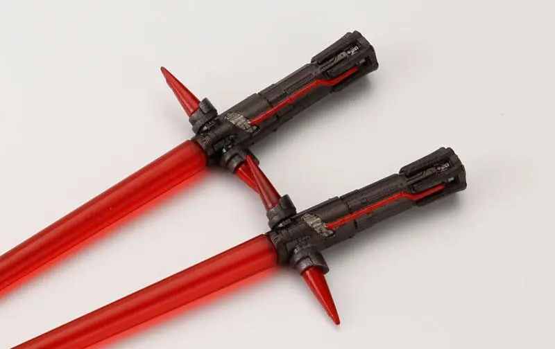 Star Wars Episode VII Essstäbchen Lichtschwert Kylo Ren termékfotó