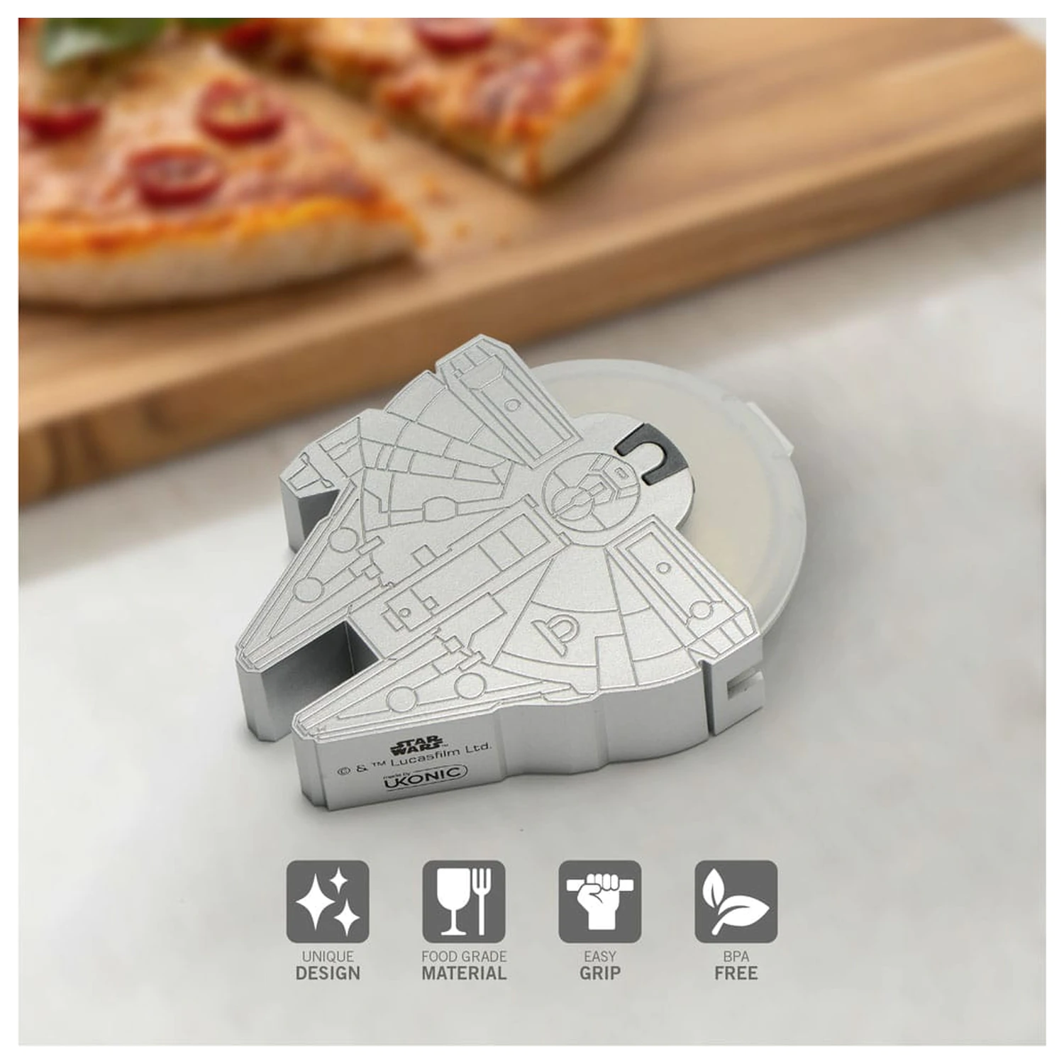 Star Wars Pizzaschneider Millennium Falcon Produktfoto