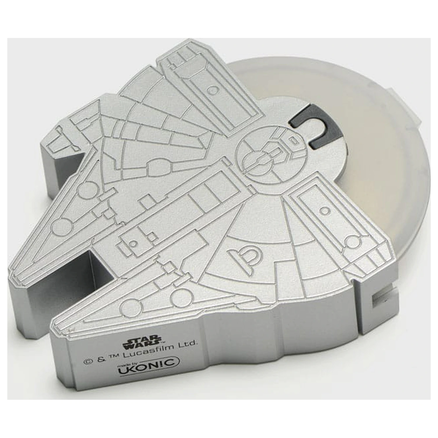 Star Wars Pizzaschneider Millennium Falcon Produktfoto