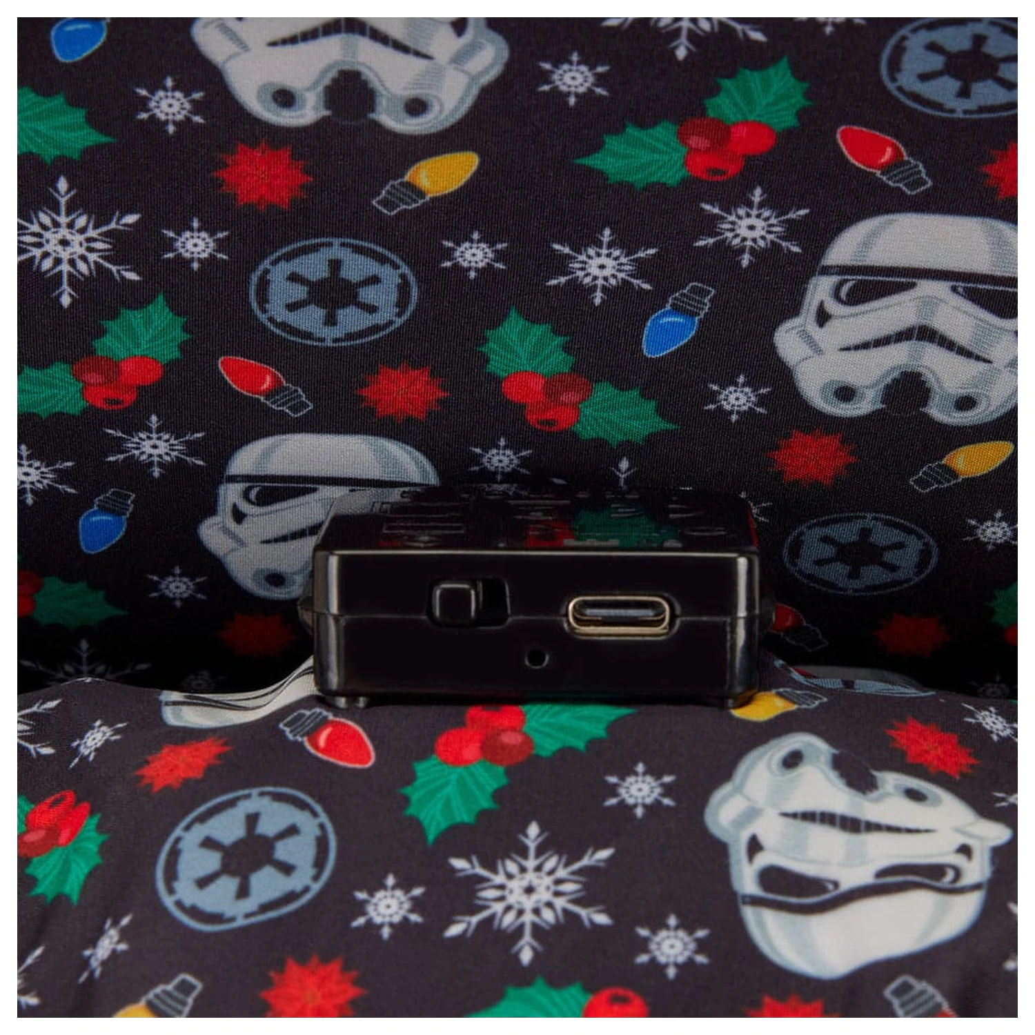 Star Wars by Loungefly Mini Rucksack Stormtrooper Holiday Produktfoto