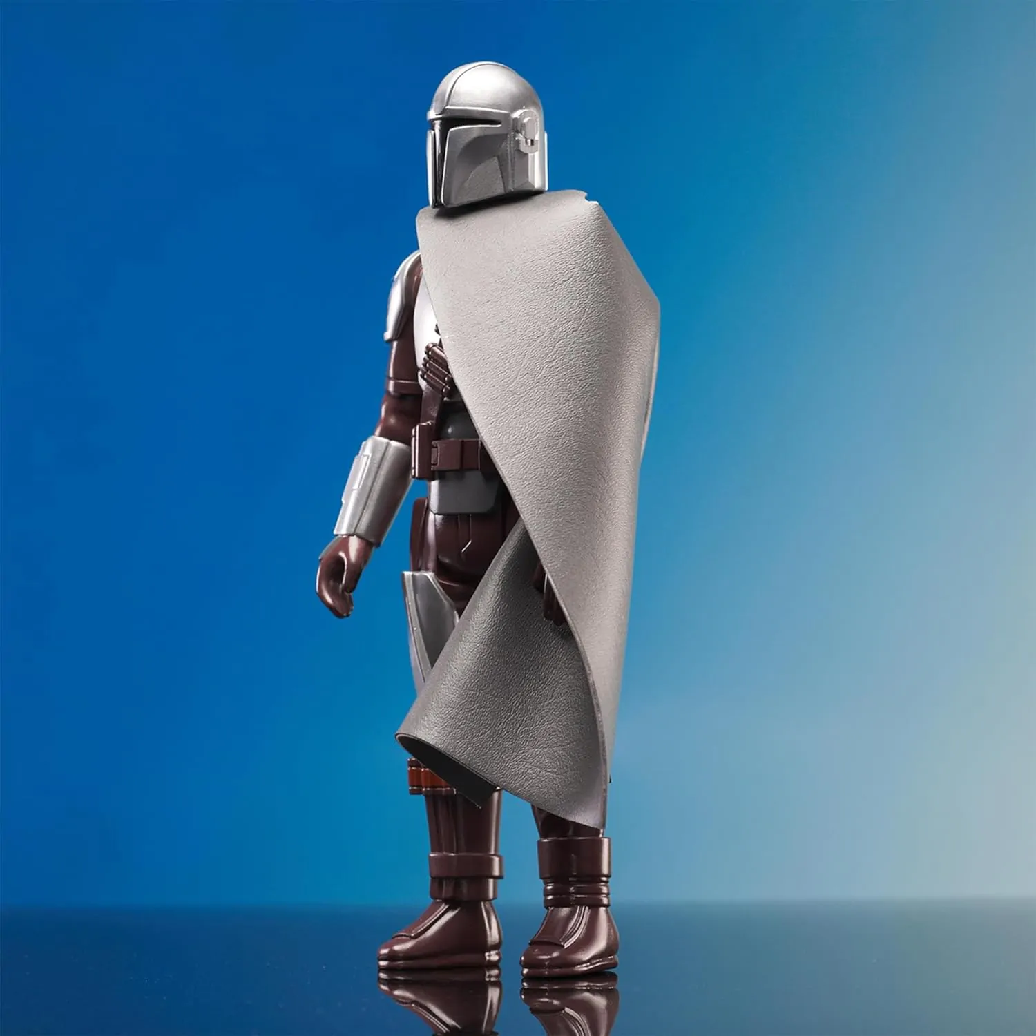 Star Wars The Mandalorian Jumbo Vintage Kenner Actionfigur The Mandalorian (Beskar Armor) 30 cm Produktfoto