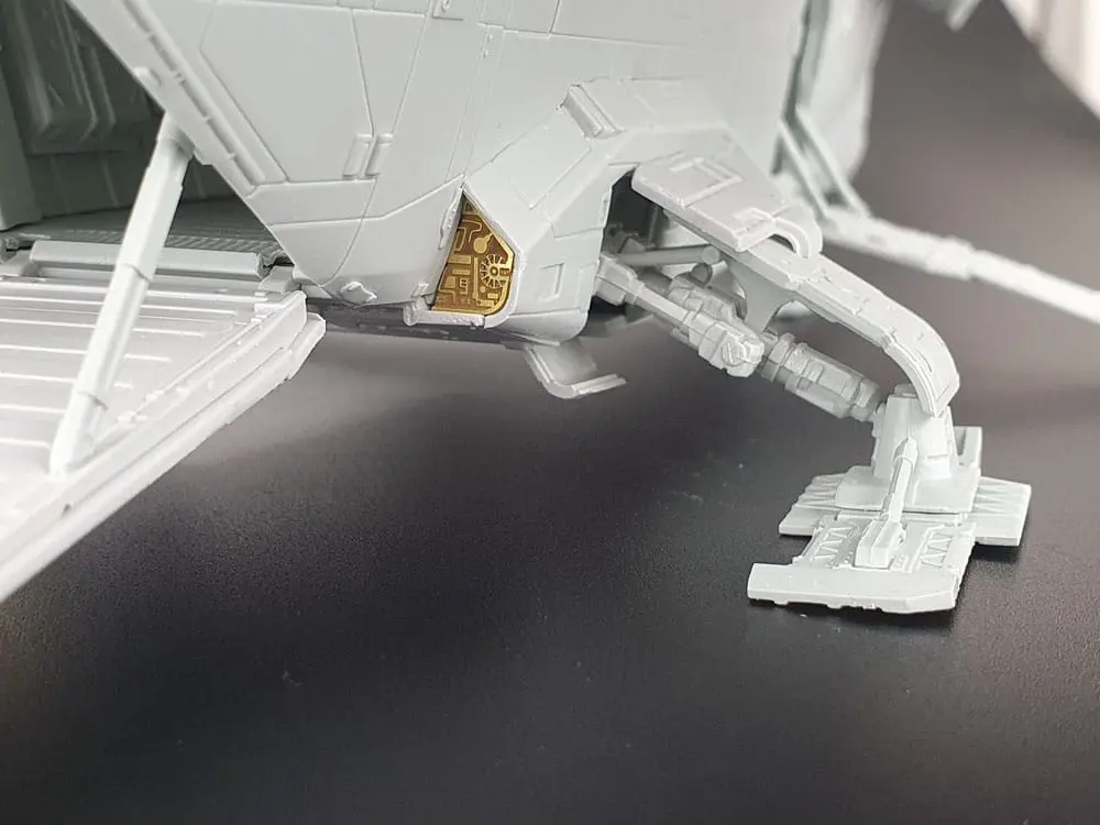 Star Wars: The Mandalorian Modellbausatz Razor Crest "Platinum Edition" Produktfoto