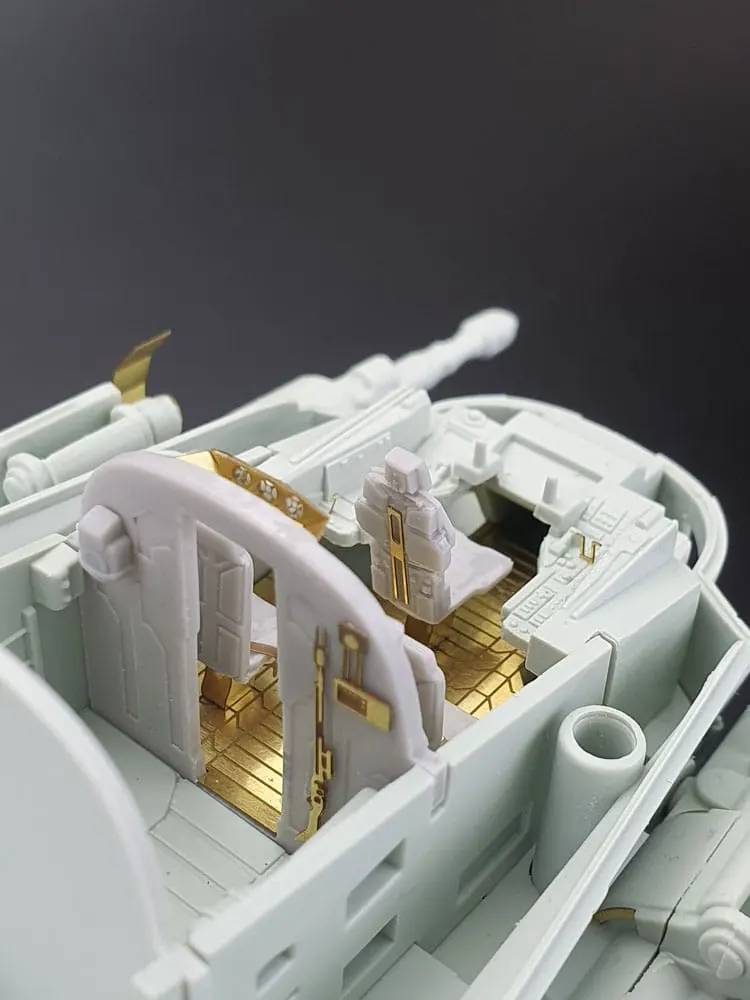 Star Wars: The Mandalorian Modellbausatz Razor Crest "Platinum Edition" Produktfoto