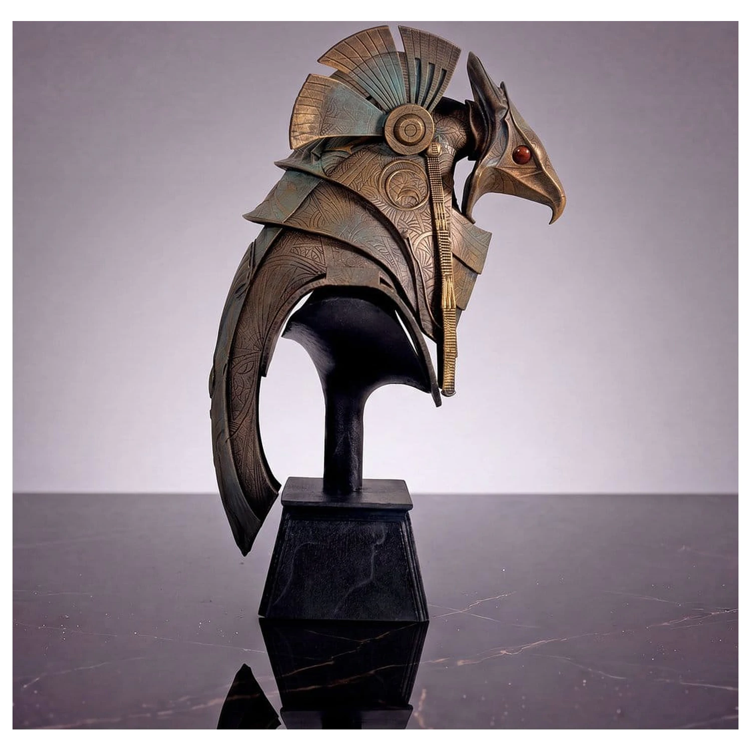 Stargate Desktop Replik Helm Replik Horus Guard Helm 15 cm Produktfoto