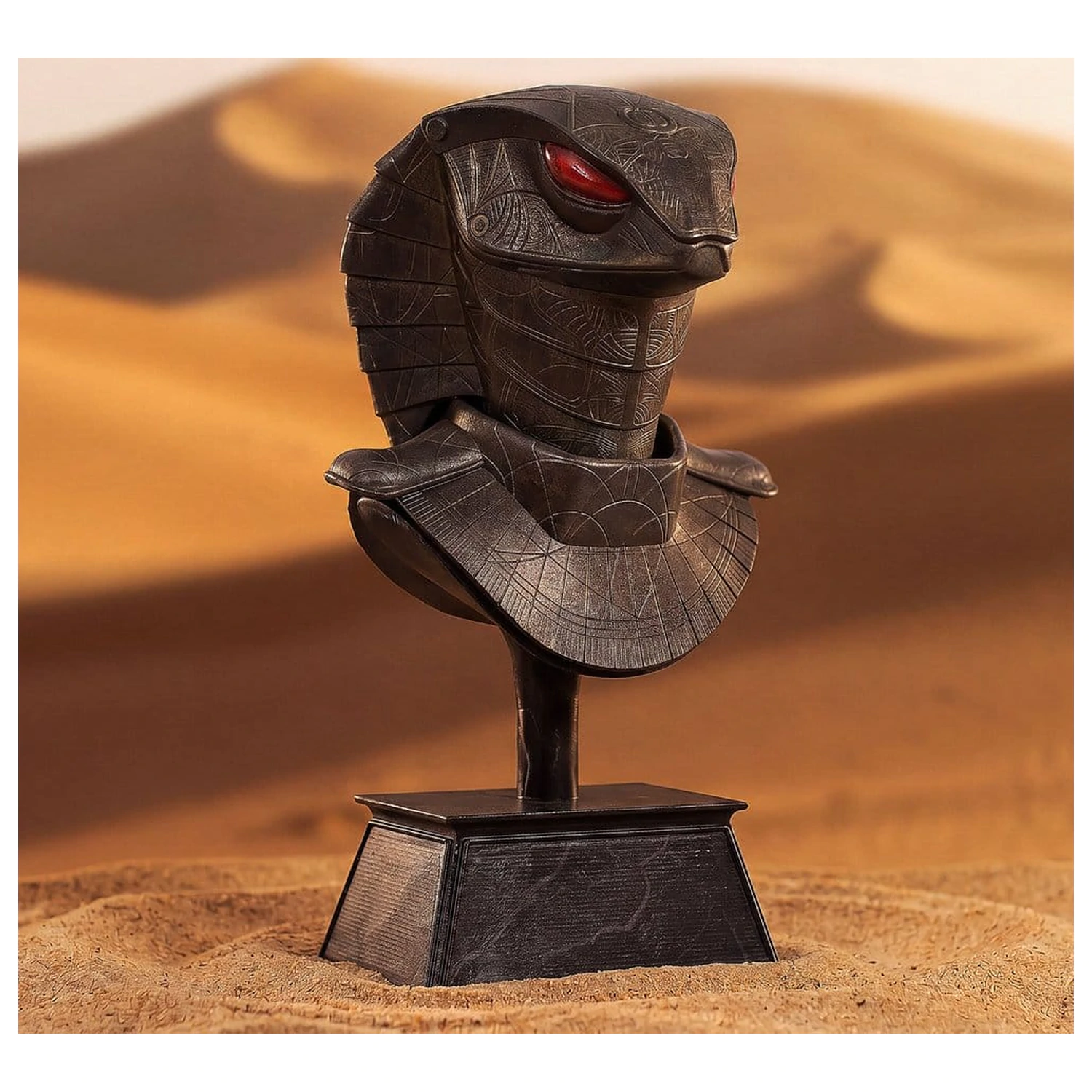 Stargate Desktop Nachbildung Helm Nachbildung Serpent Guard Helm Apophis 15 cm Produktfoto