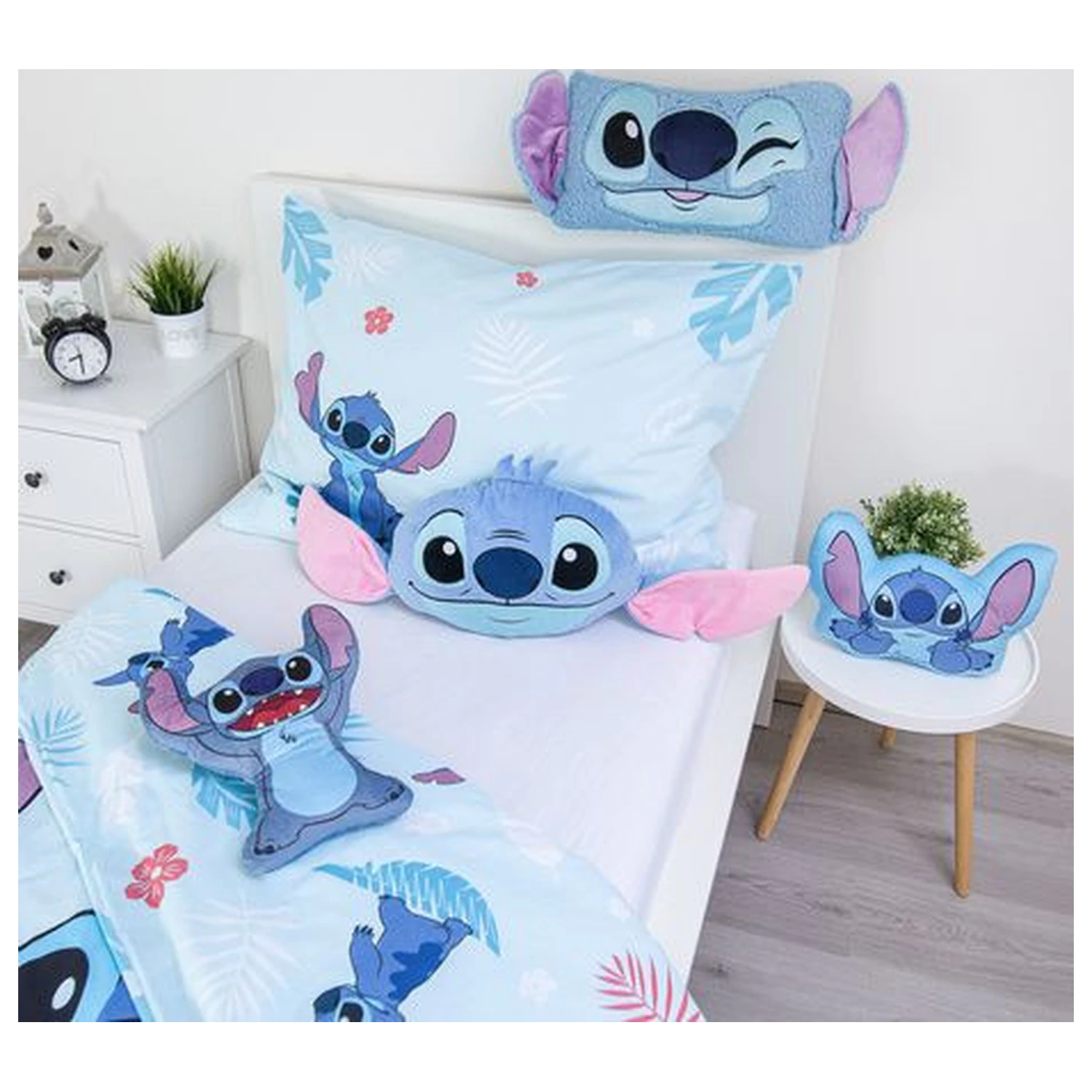 Stitch Blink 3D geformtes Kissen, Dekokissen 27x45 cm Produktfoto
