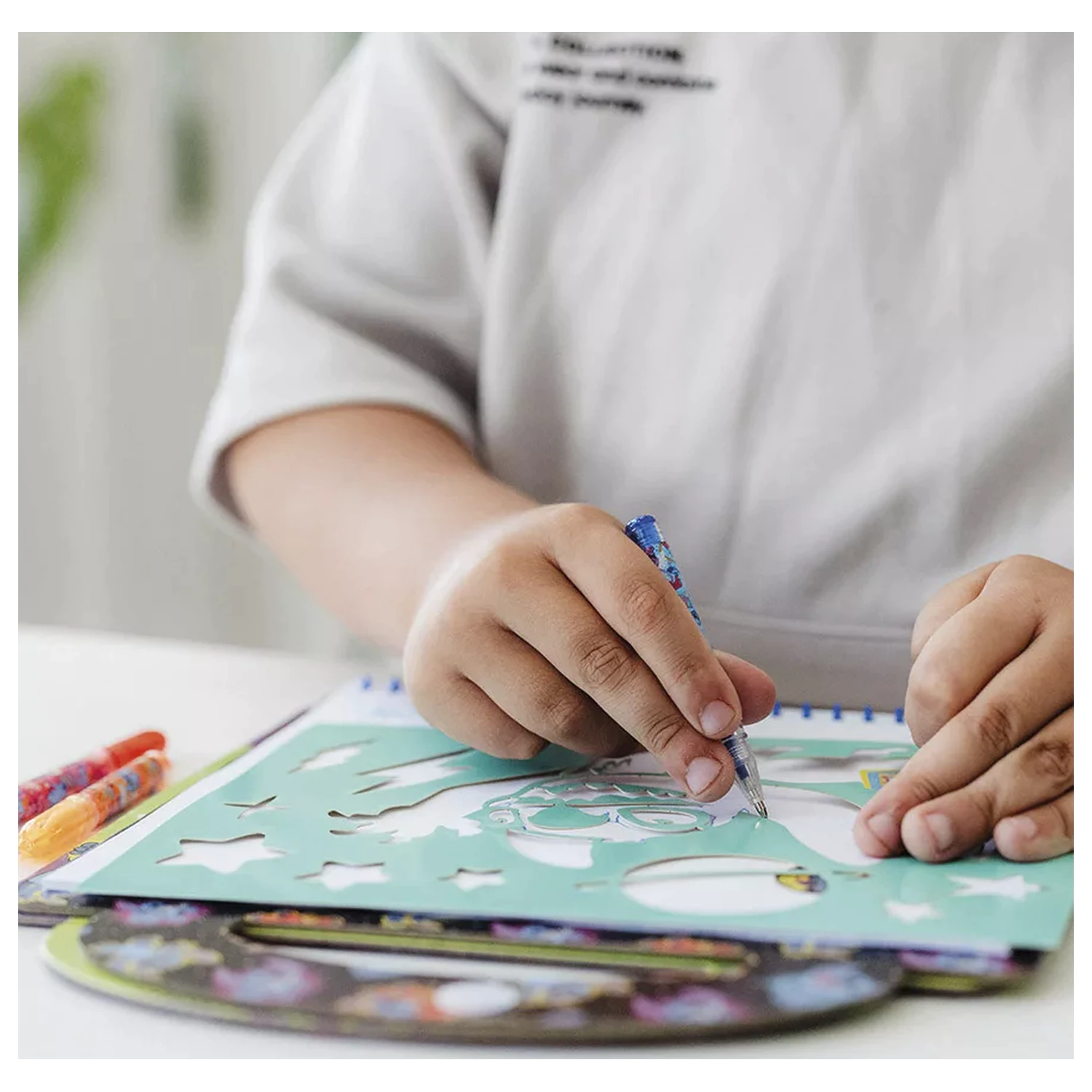 Stitch Extrovert Aktivitäts Set Malset Produktfoto