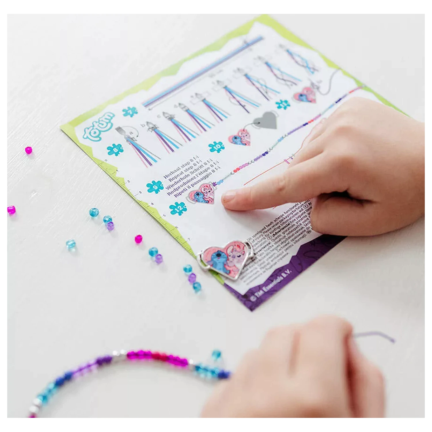 Stitch Lila Charm-Armband Herstellungskit Produktfoto