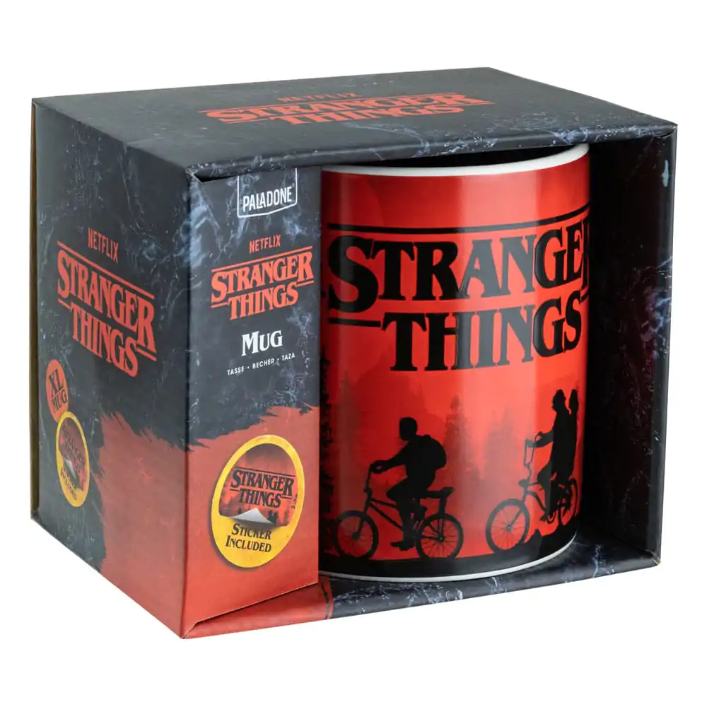 Stranger Things Tasse und Aufkleber Produktfoto