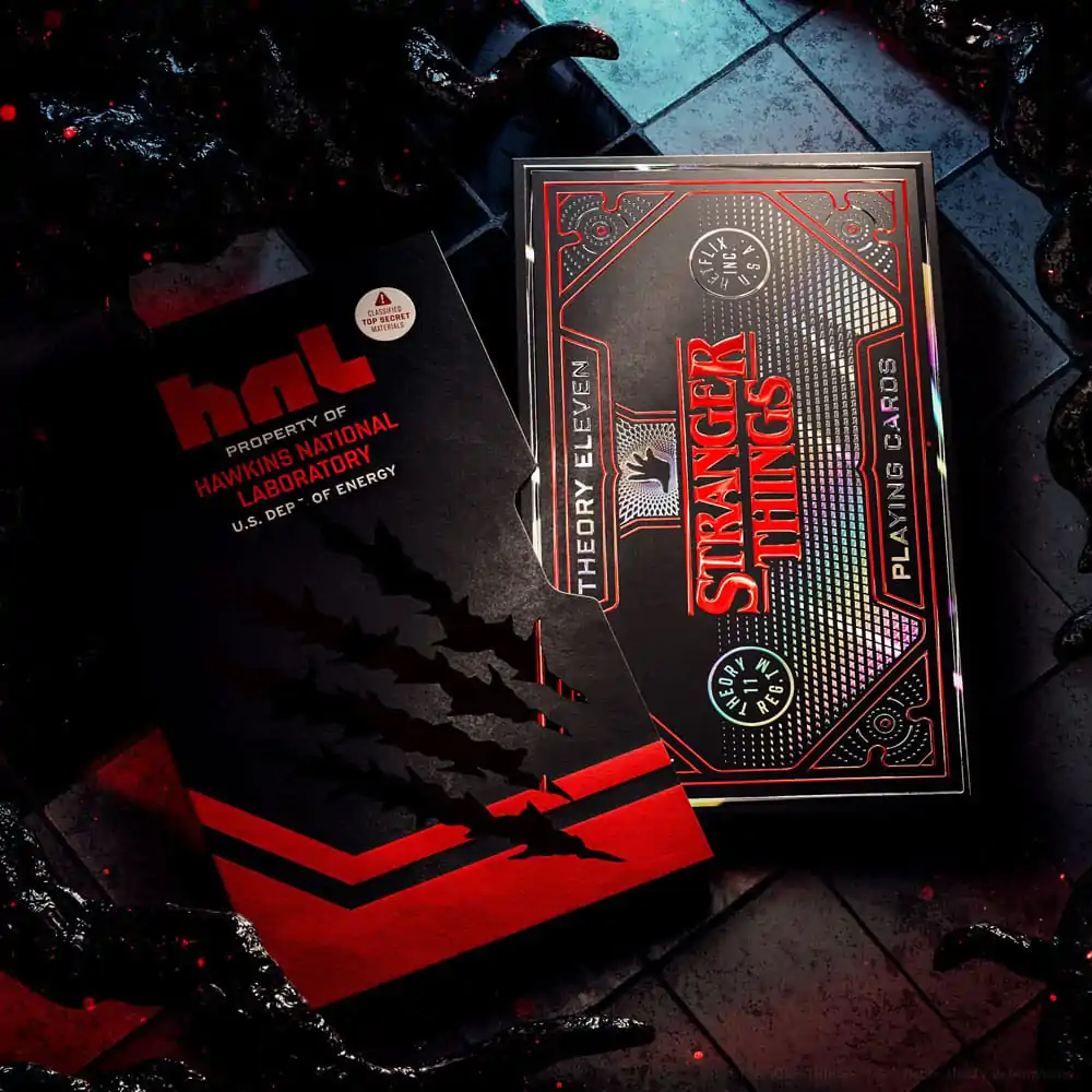 Stranger Things Spielkarten Box Set (3 Decks) termékfotó