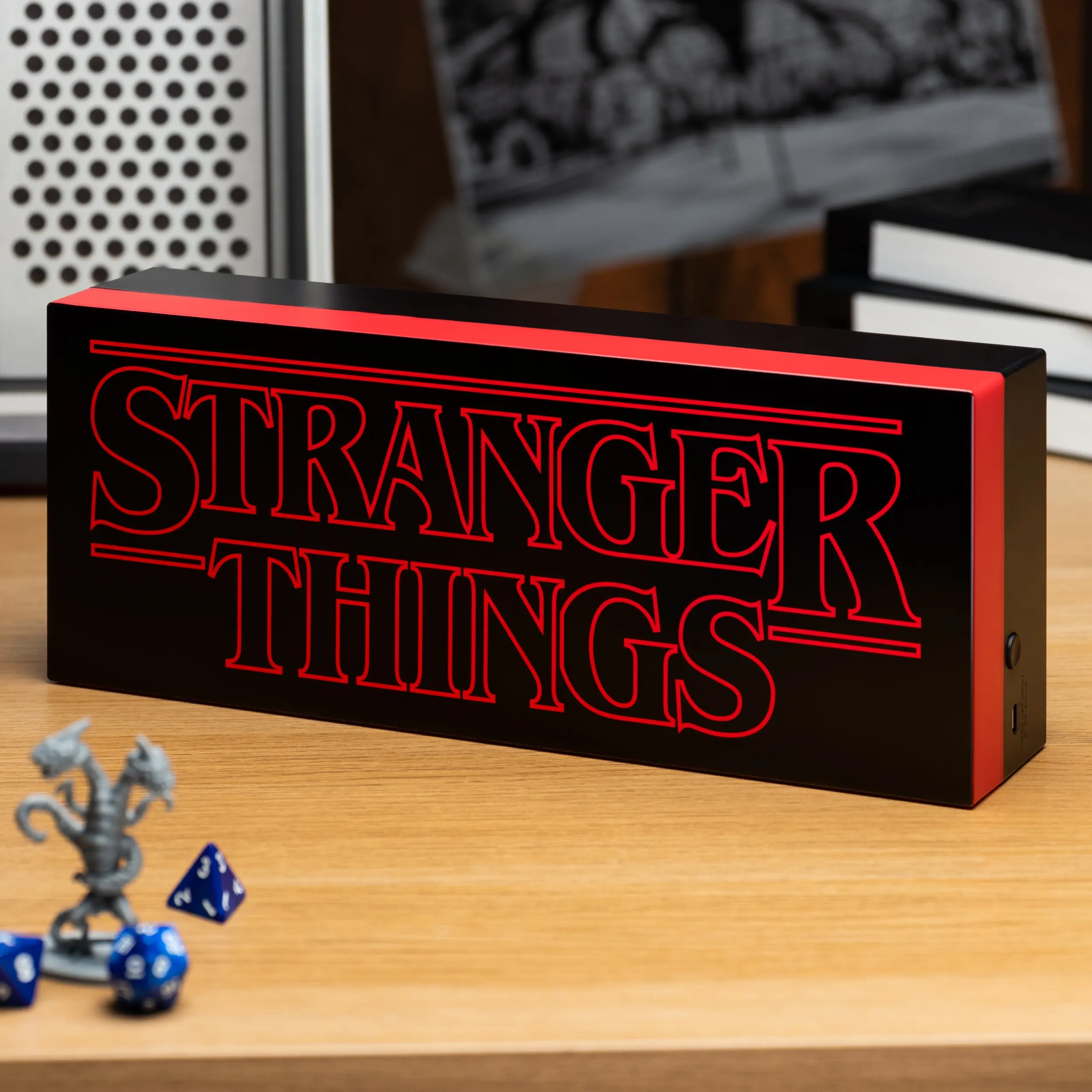 STRANGER THINGS - Logo Lampe termékfotó