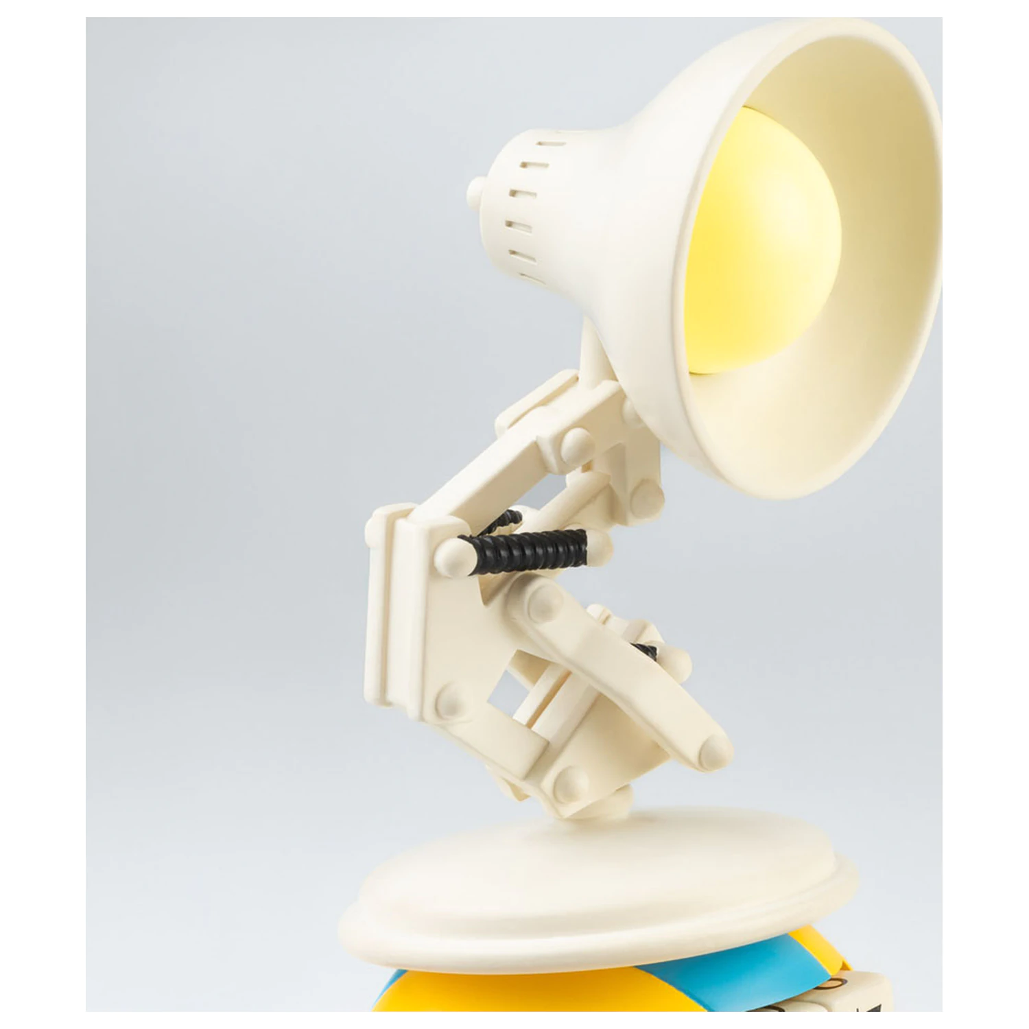 Stranger Things 3D Ewiger Kalender Luxo Jr. Produktfoto