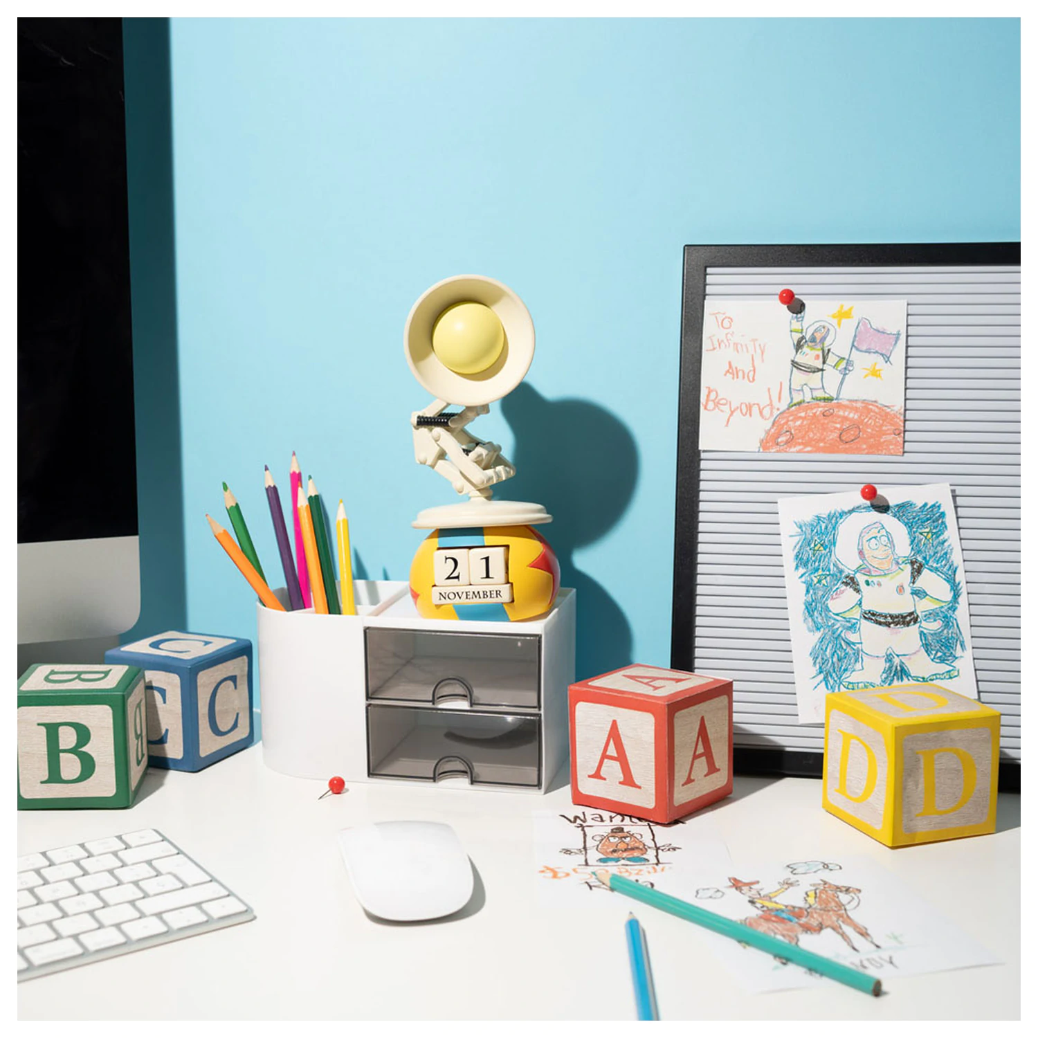 Stranger Things 3D Ewiger Kalender Luxo Jr. Produktfoto