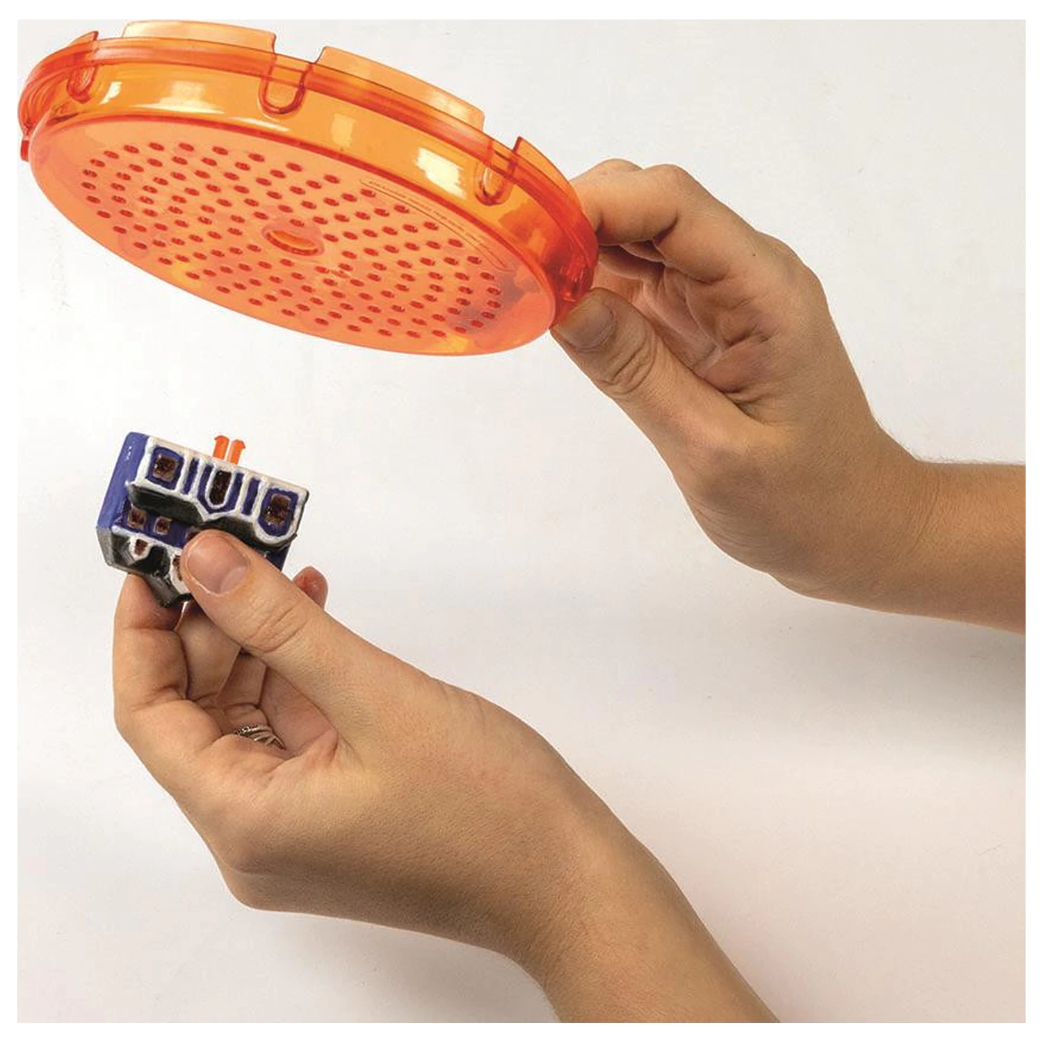 Stranger Things Upside Down Clementoni Terrarium Produktfoto