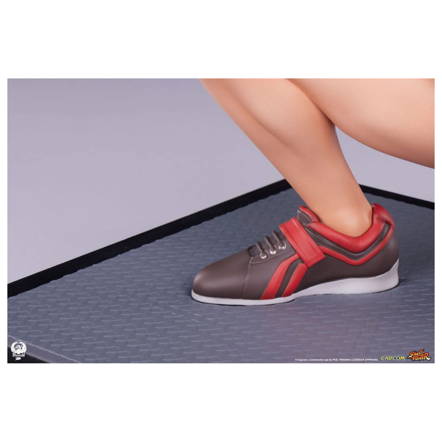 Street Fighter Premier Series Statue 1/4 Cammy: Powerlifting 41 cm Produktfoto