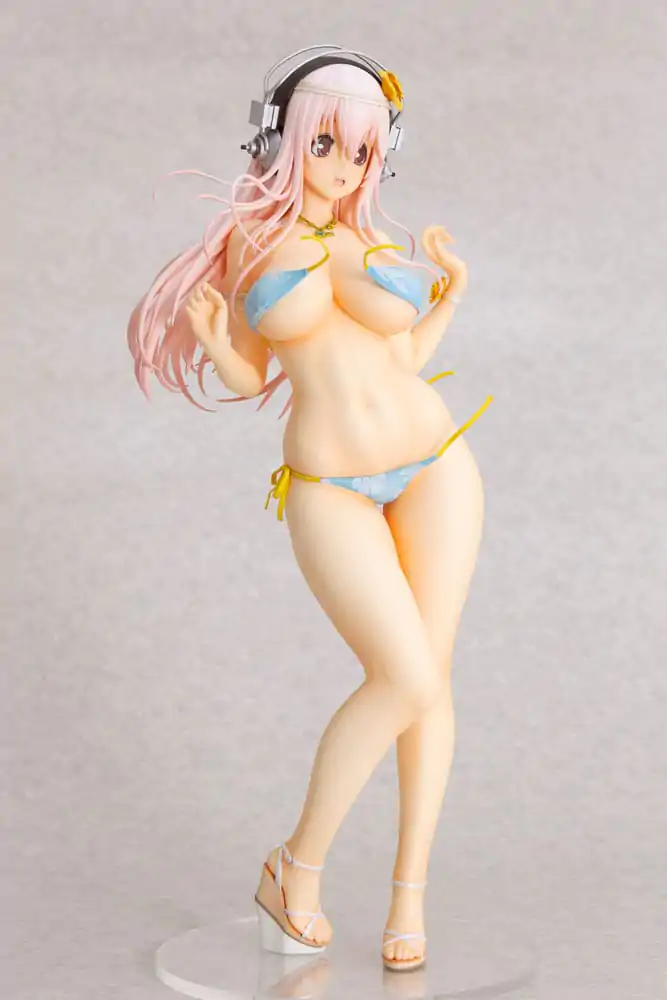 Super Sonico Statue 1/4.5 Super Sonico Summer Vacation Ver. 35 cm Produktfoto