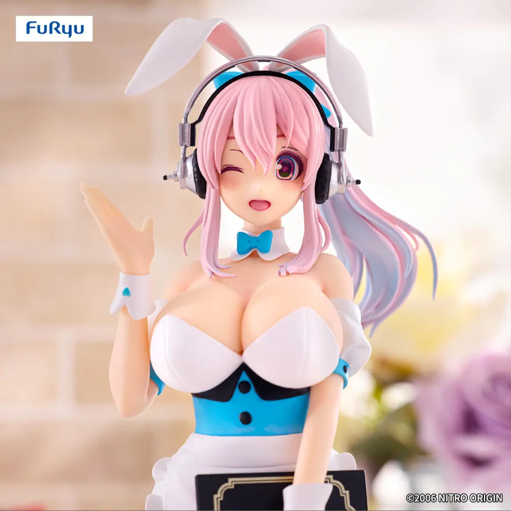 Super Sonico BiCute Bunnies PVC-Statue Kellnerin Hellblaue Farbe Ver. 28 cm Produktfoto