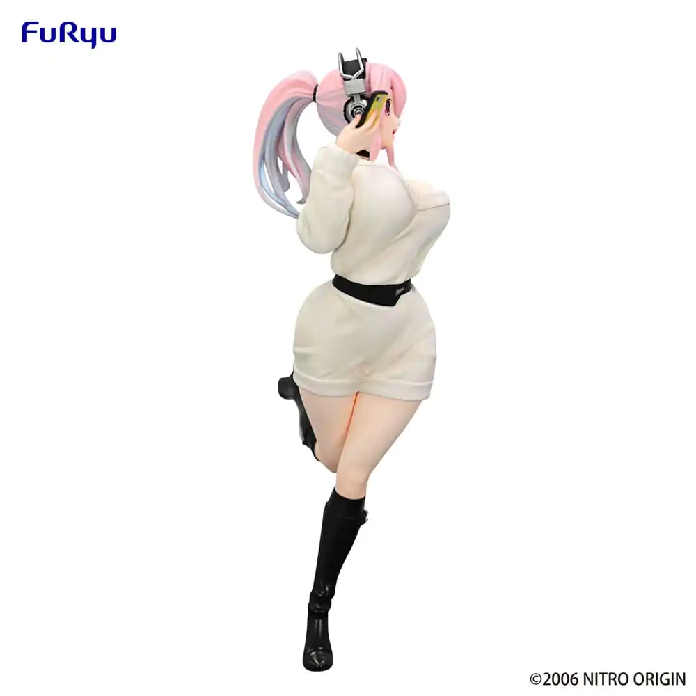 Super Sonico Trio-Try-iT PVC Statue Winter Memory Ver. 21 cm termékfotó