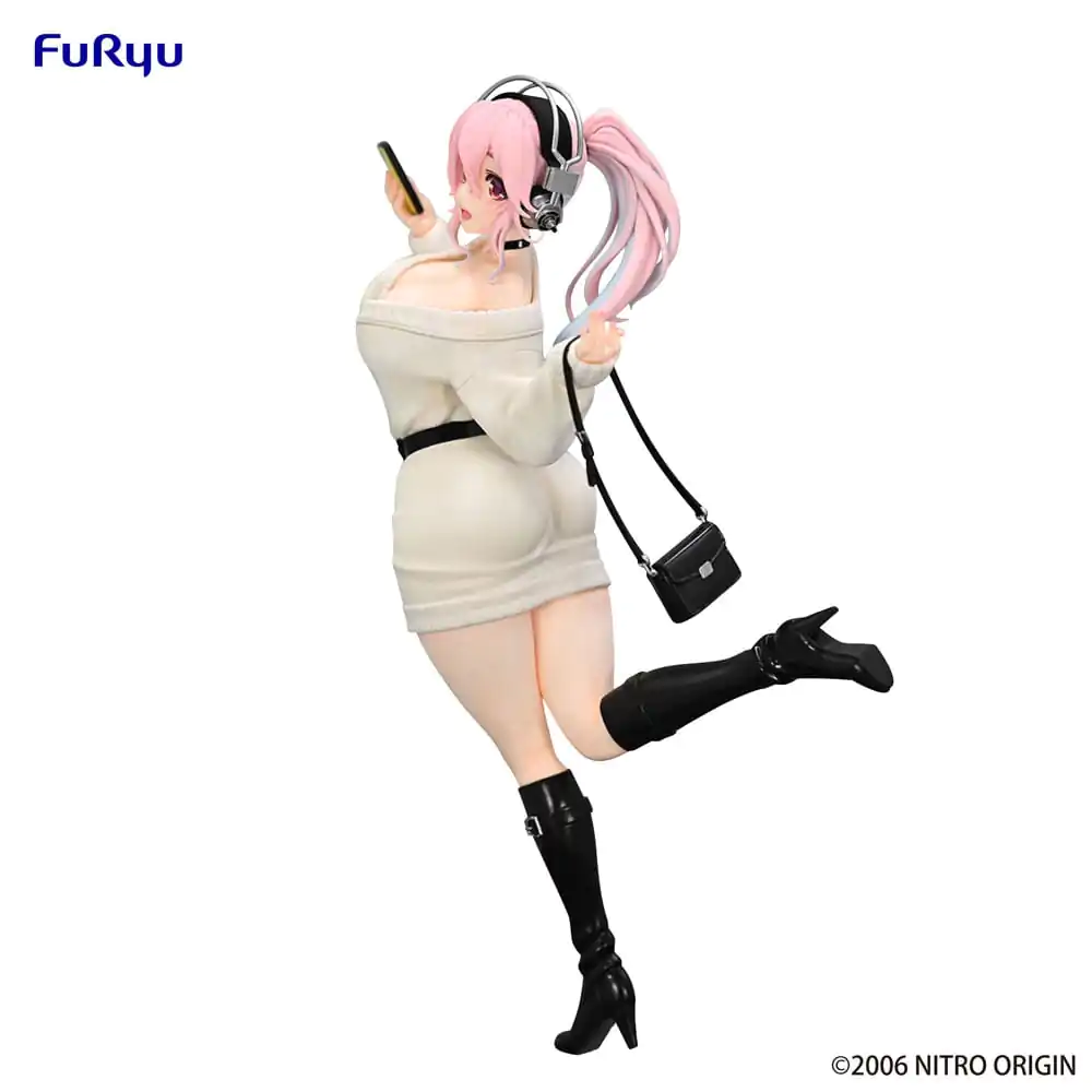 Super Sonico Trio-Try-iT PVC Statue Winter Memory Ver. 21 cm termékfotó