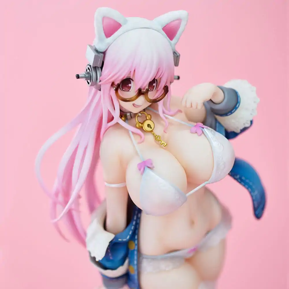 Super Sonico PVC Statue Super Sonico White Cat Ver. 27 cm termékfotó