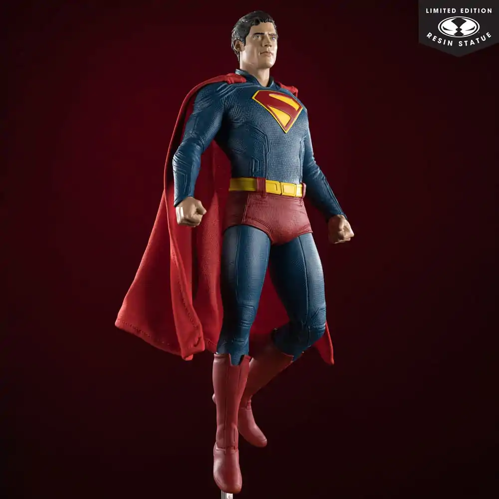 Superman (2025) DC Direct 1/6 Statue Superman 35 cm Produktfoto