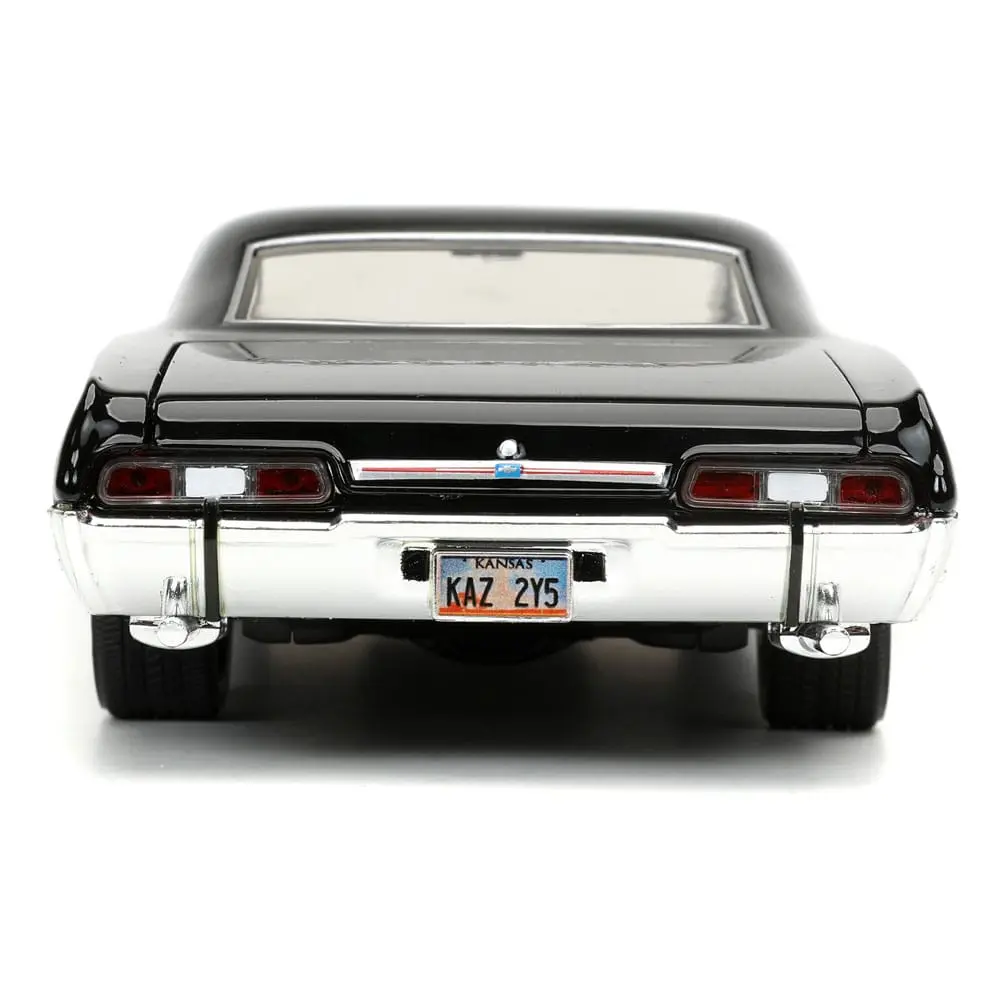 Supernatural Hollywood Rides Diecast Modell 1/24 1967 Chevrolet Impala Sport Sedan mit Dean Winchester Figur Produktfoto