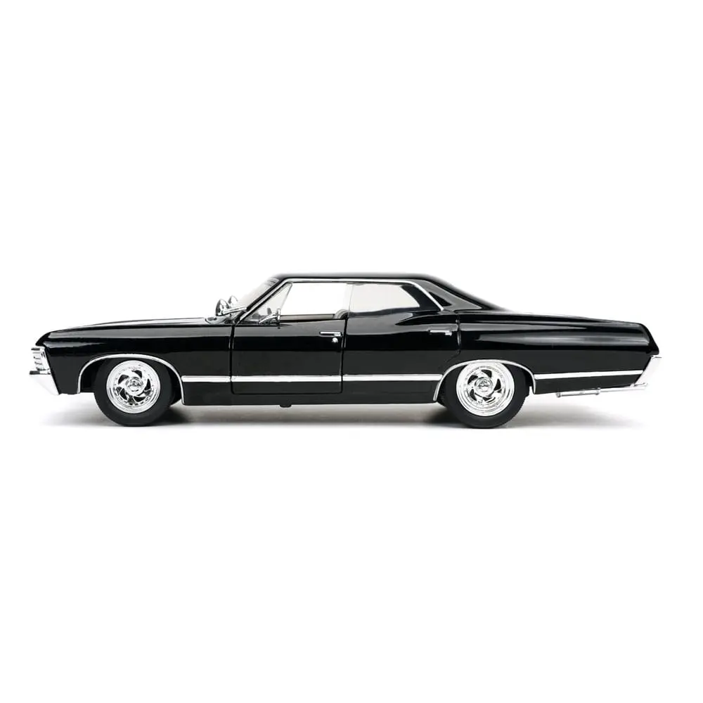 Supernatural Hollywood Rides Diecast Modell 1/24 1967 Chevrolet Impala Sport Sedan mit Dean Winchester Figur Produktfoto