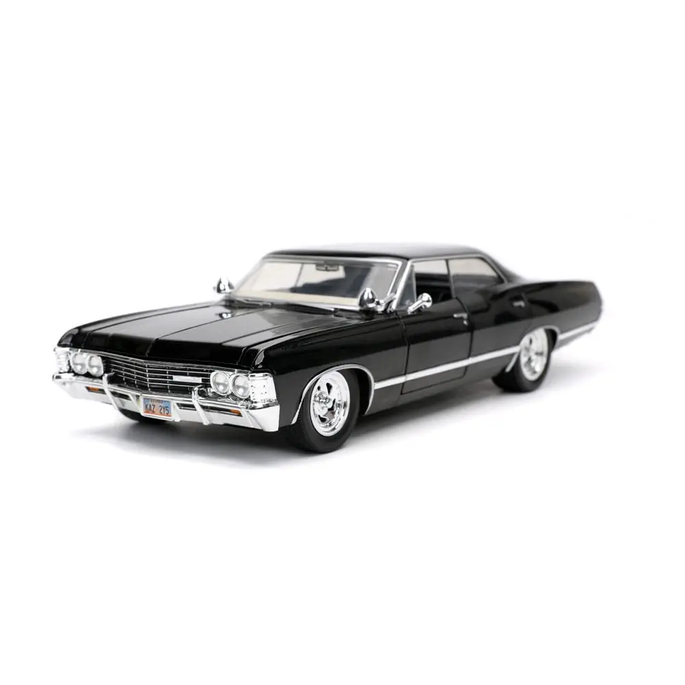 Supernatural Hollywood Rides Diecast Modell 1/24 1967 Chevrolet Impala Sport Sedan mit Dean Winchester Figur Produktfoto