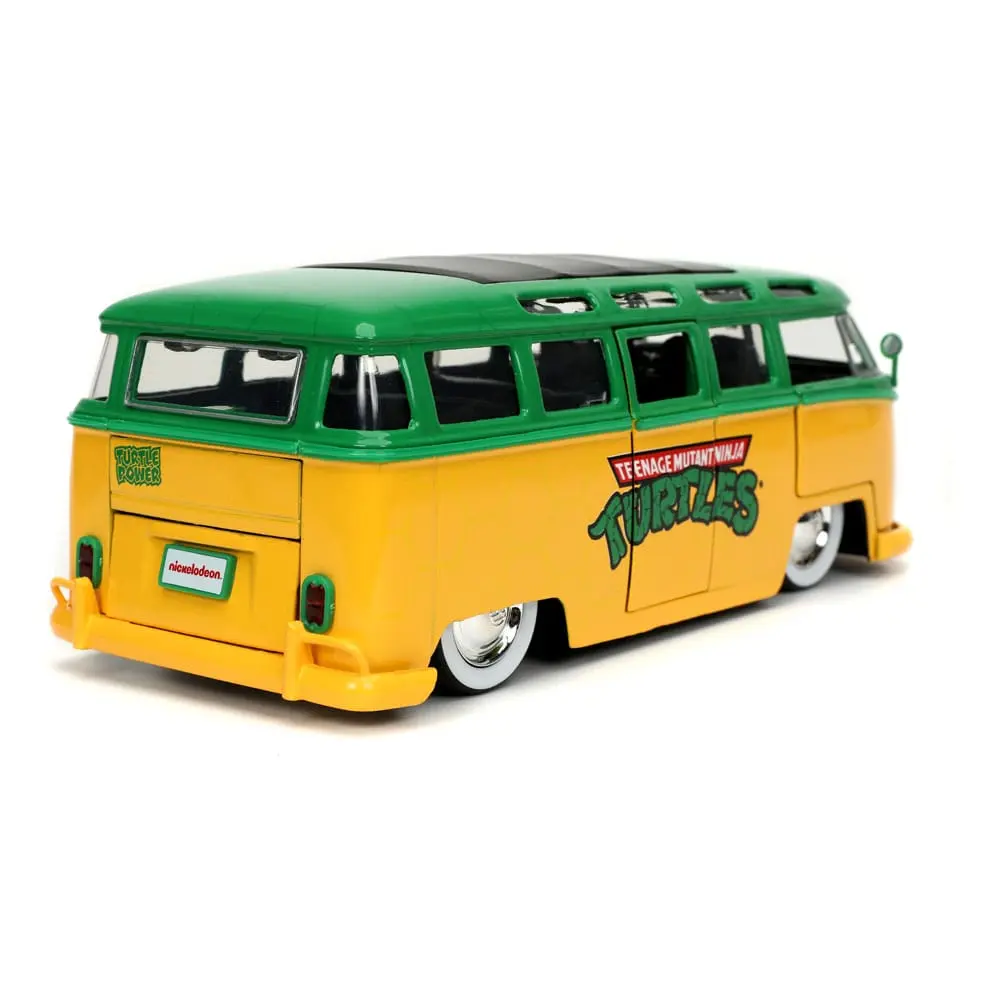 Teenage Mutant Ninja Turtles Hollywood Rides Diecast Modell 1/24 1962 VW Bus mit Leonardo Figur Produktfoto