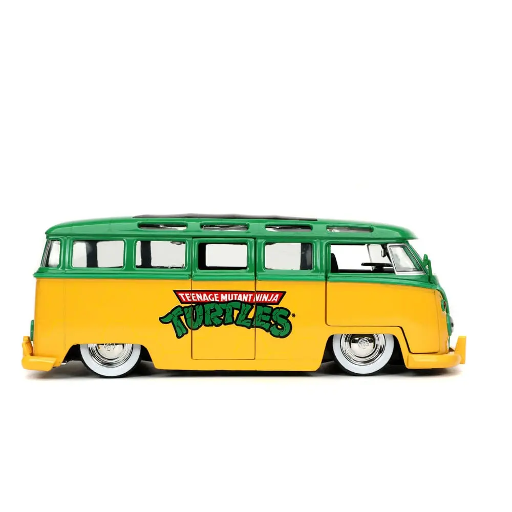 Teenage Mutant Ninja Turtles Hollywood Rides Diecast Modell 1/24 1962 VW Bus mit Leonardo Figur Produktfoto