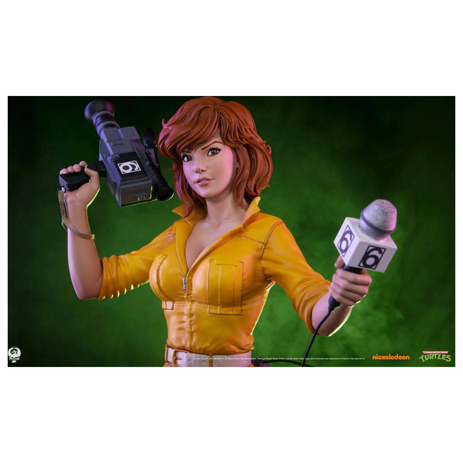 Teenage Mutant Ninja Turtles Premier Series Statue 1/4 April O'Neil 46 cm Produktfoto