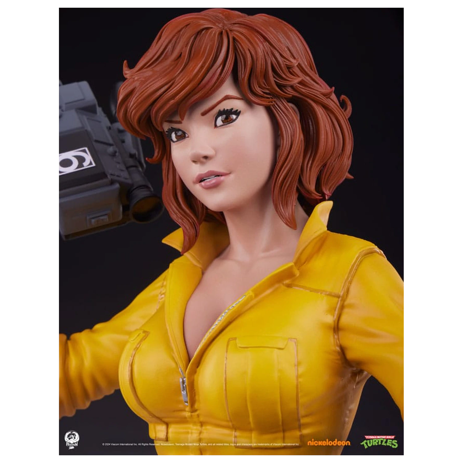 Teenage Mutant Ninja Turtles Premier Series Statue 1/4 April O'Neil 46 cm Produktfoto