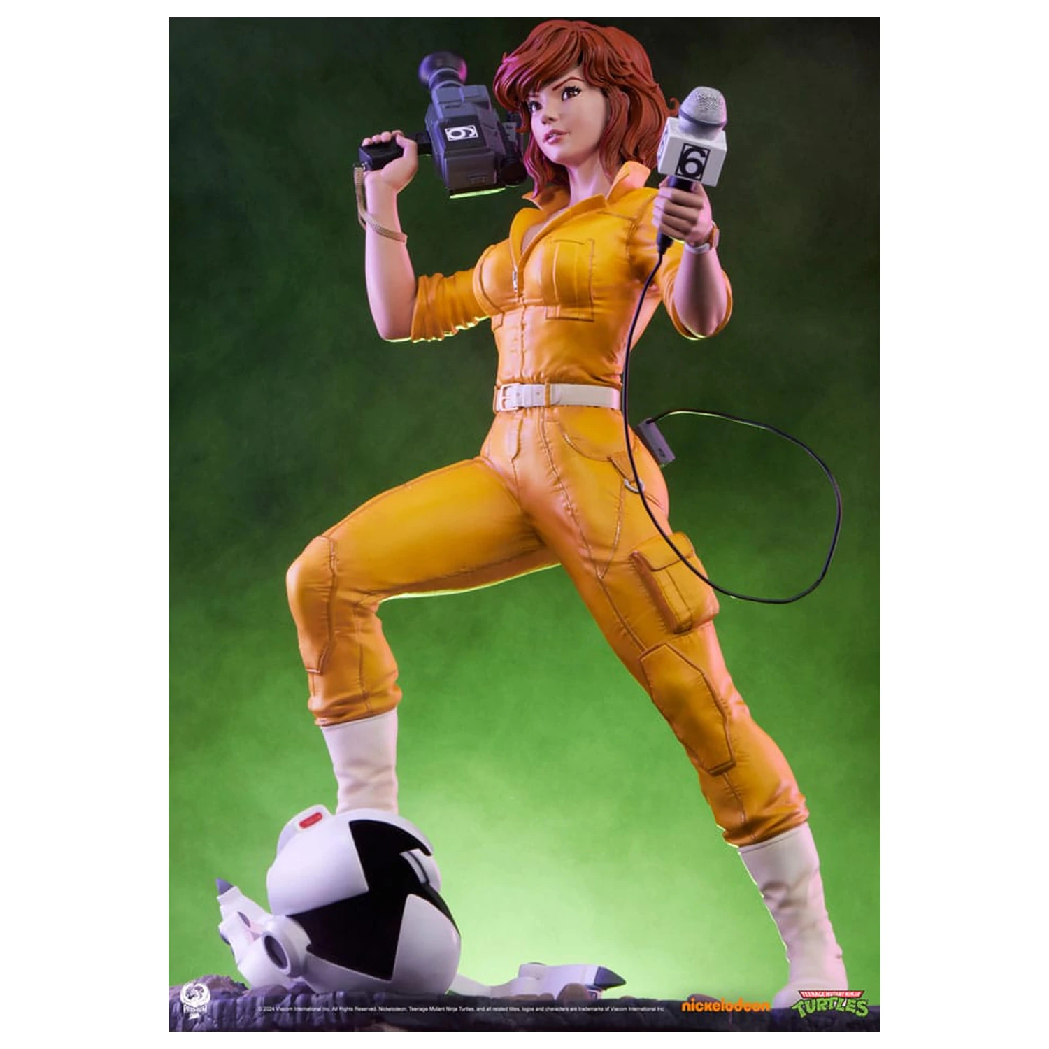 Teenage Mutant Ninja Turtles Premier Series Statue 1/4 April O'Neil 46 cm Produktfoto