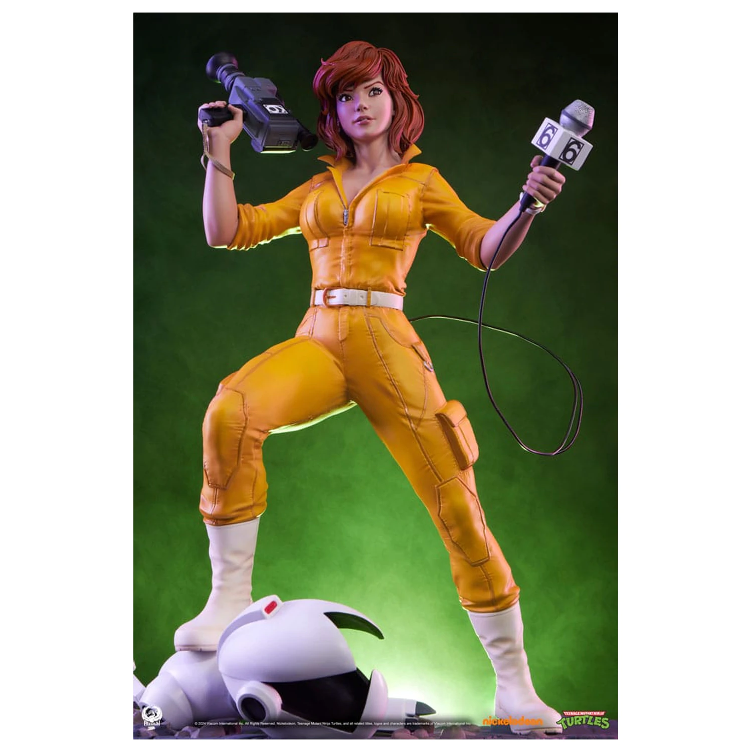 Teenage Mutant Ninja Turtles Premier Series Statue 1/4 April O'Neil 46 cm Produktfoto