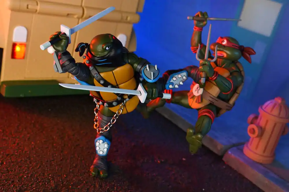Teenage Mutant Ninja Turtles Actionfigur Ultimate Dark Leo 18 cm Produktfoto