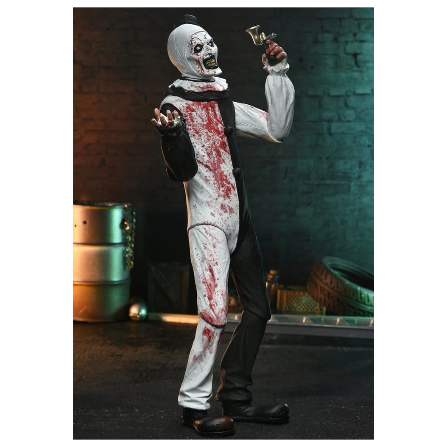 Terrifier 2 Ultimate Actionfigur Art the Clown (Blutbespritzt) 18 cm Produktfoto