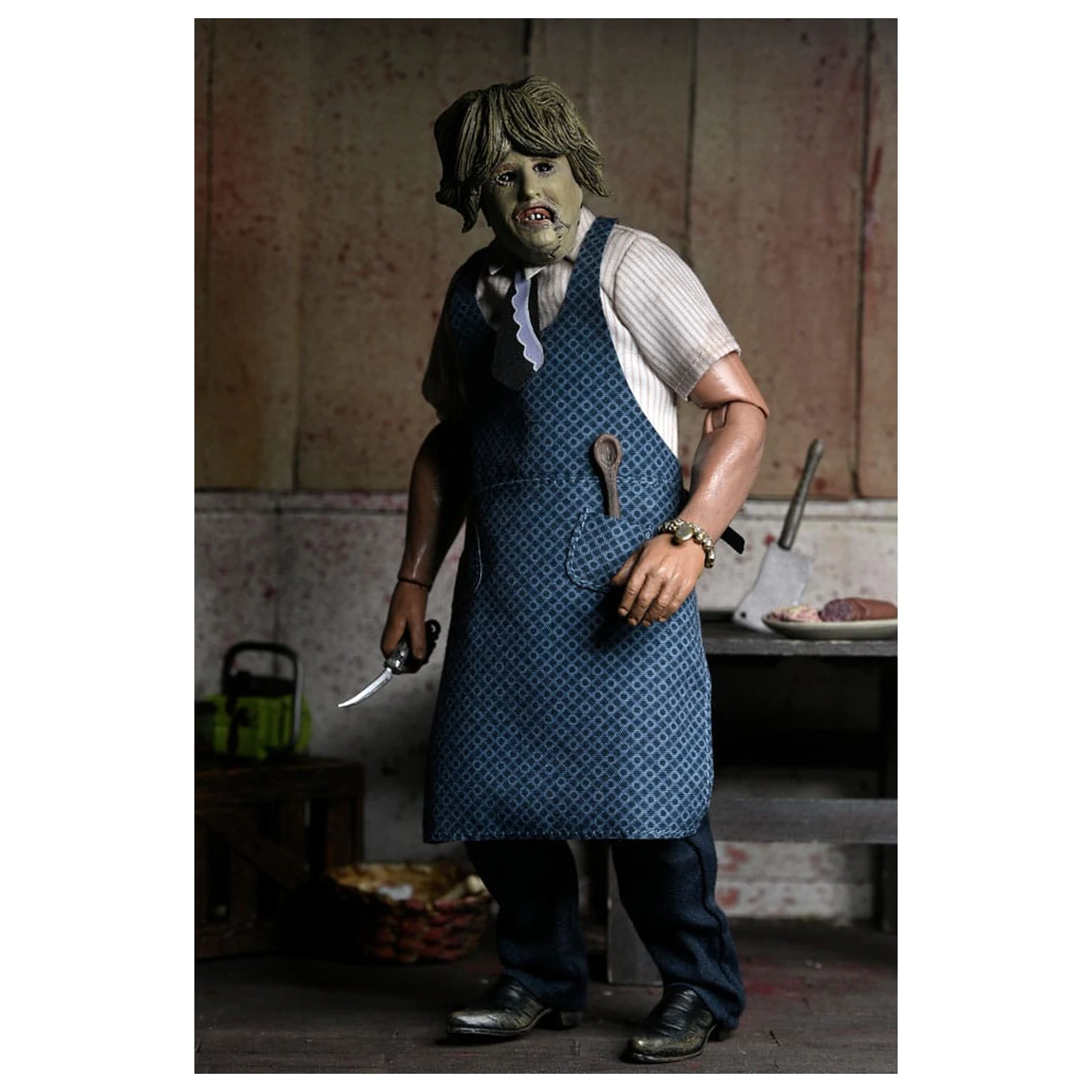 Texas Chainsaw Massacre bekleidete Actionfigur Leatherface mit Old Lady Mask 20 cm Produktfoto