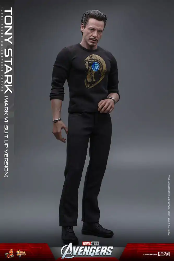 The Avengers Movie Masterpiece Actionfigur 1/6 Tony Stark (Mark VII Suit-Up Version) 31 cm Produktfoto