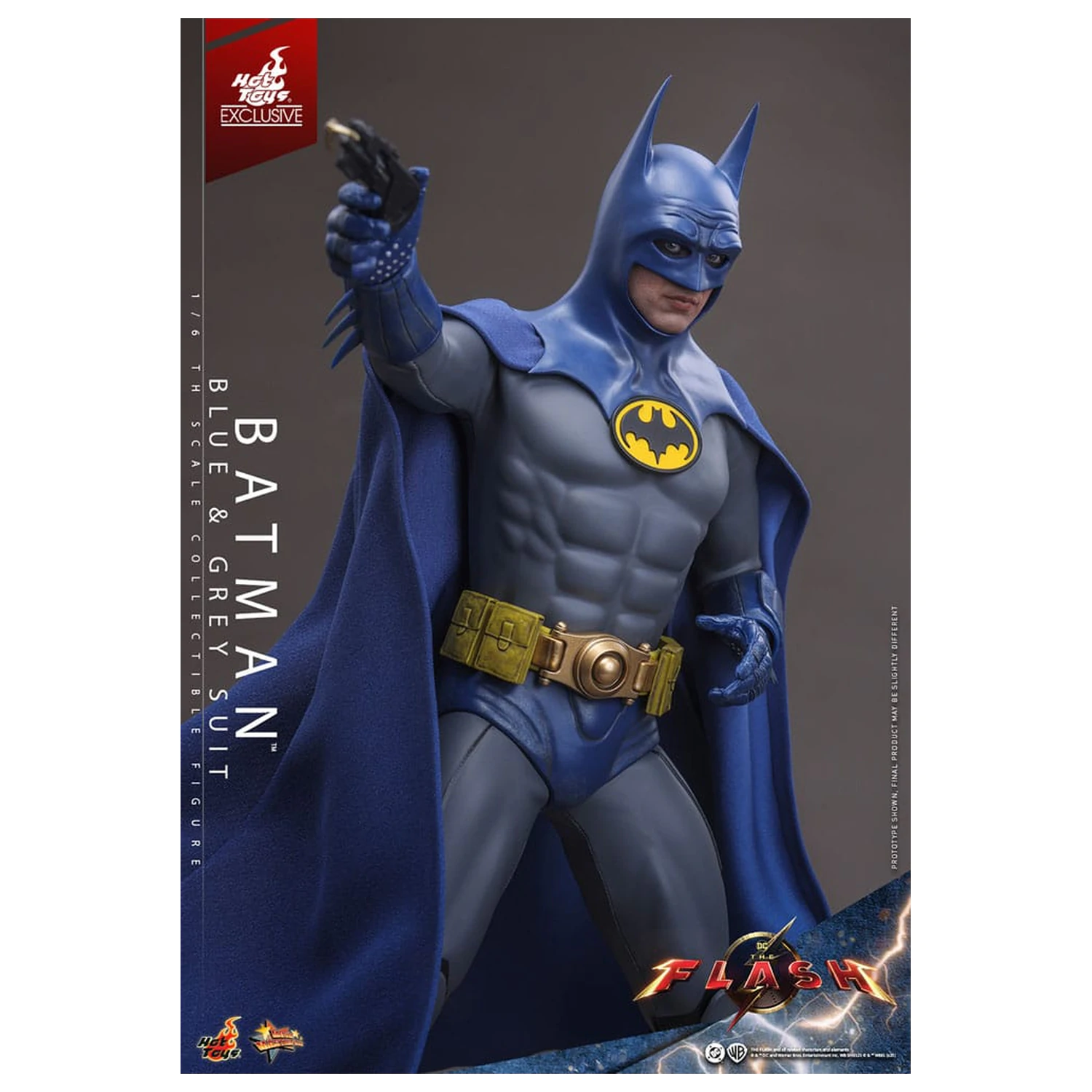The Flash Movie Masterpiece Actionfigur 1/6 Batman (Blue & Grey Suit) Limited Edition 30 cm Produktfoto